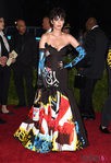 Katy Perry con un vestido de Moschino en la Gala del Met 2015
