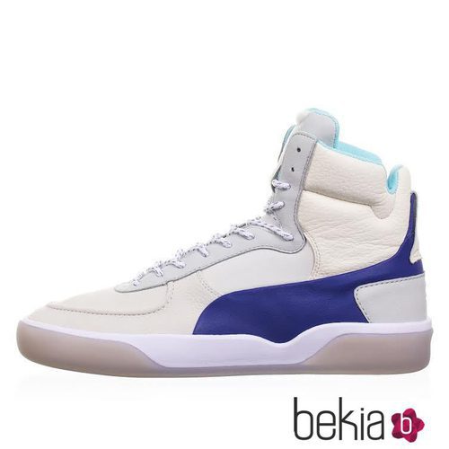 Deportivas azul marino y blanco de la colección primavera/verano 2015 de Puma
