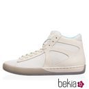 Deportivas beige de la colección primavera/verano 2015 de Puma
