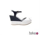 Cuña navy de la colección primavera/verano 2015 de Gadea