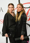 El tándem Mary-Kate y Ahsley Oslen, nombrado como Mejor Diseñadora del Año en los CFDA Fashion Awards 2015