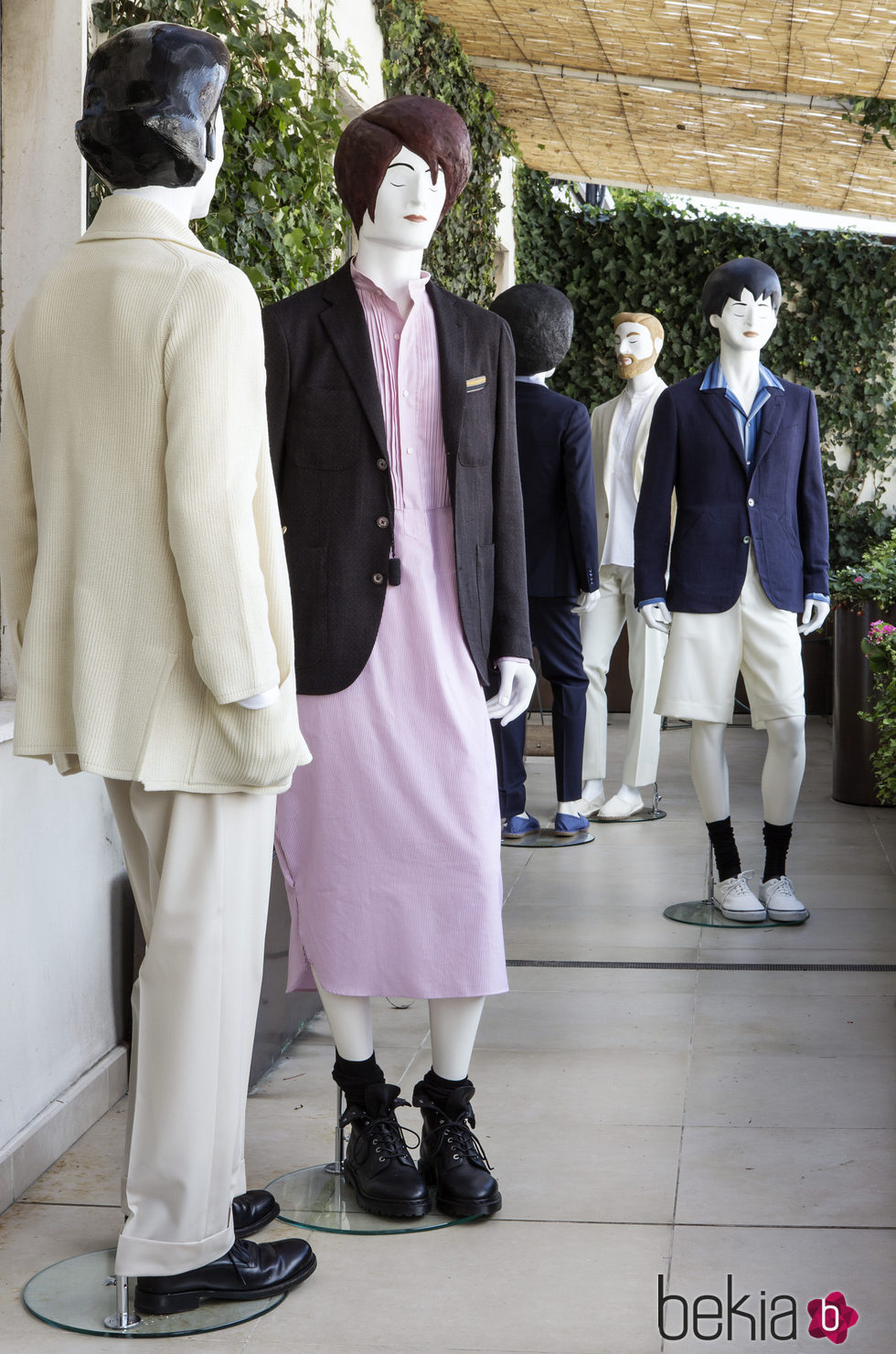 Caruso reinterpreta en caftan para la primavera/verano 2016