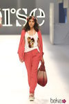 Conjunto de chaqueta y pantalon en tono coral de la colección primavera/verano 2015 de Yerse