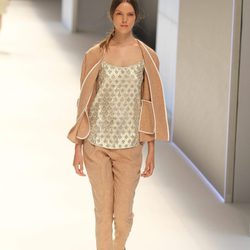 Traje de chaqueta y pantalón de la colección primavera/verano 2015 de Sita Murt