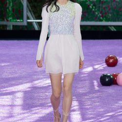 Vestido corto nude de la colección de Alta Costura otoño/invierno 2015/2016 de Dior