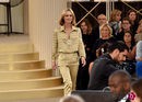 Vanessa Paradis en el desfile de la colección de Alta Costura otoño/invierno 2015/2016 de Chanel