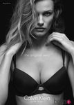 Edita Vilkeviciute con un sujetador de la colección otoño/invierno 2015/2016 de Calvin Klein Underwear