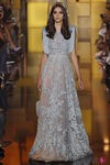 Vestido gris perla de la colección de Alta Costura otoño/invierno 2015/2016 de Elie Saab