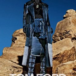 Ondria Hardin con un look denim de la colección otoño/invierno 2015/2016 de Tom Ford