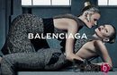 Lara Stone y Kate Moss en la campaña otoño/invierno 2015/2016 de Balenciaga
