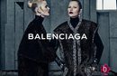 Lara Stone y Kate Moss con abrigos de la campaña otoño/invierno 2015/2016 de Balenciaga