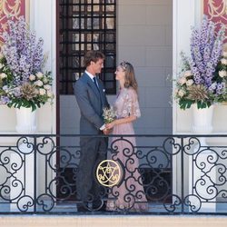 Beatrice Borromeo con un vestido de Valentino en su boda con Pierre Casiraghi