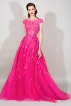 Vestido largo rosa con pedrería de la Colección Resort 2016 de Zuhair Murad