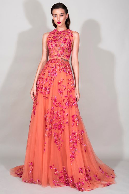 Vestido naranja con detalles en fucsia de la Colección Resort 2016 de Zuhair Murad
