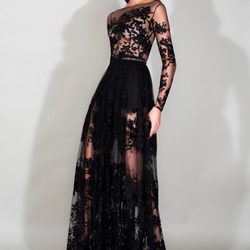 Vestido negro largo de la Colección Resort 2016 de Zuhair Murad