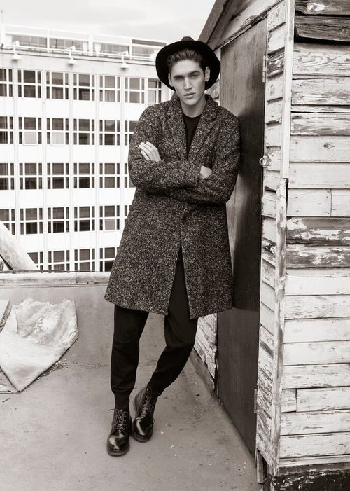 Isaac Carew, imagen de la colección otoño/invierno 2015/2016 'Black Label' de Pull&Bear