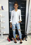 Zendaya look ideal para la presentación de su colección de zapatos