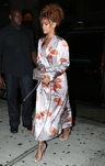 Rihanna al estilo japonesa con un kimono estampado