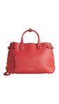 Bolso banner rojo de la colección otoño/invierno 2015/2016 de Burberry