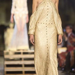 Vestido color champán de la colección primavera/verano 2016 de Givenchy en Nueva York Fashion Week