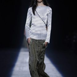 Falda larga casual de la colección primavera/verano 2016 de Alexander Wang en Nueva York Fashion Week