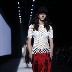Camiseta blanca básica de la colección primavera/verano 2016 de Alexander Wang en Nueva York Fashion Week