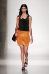 Vestido de ante bicolor de la colección primavera/verano 2016 de Victoria Beckham en Nueva York Fashion Week
