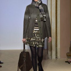 Look militar de la colección otoño/invierno 2015/2016 de Fay