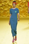 Vestido largo-midi azul y verde de Agatha Ruiz de la Prada para primavera/verano 2016 Madrid Fashion Week