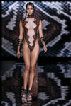 Conjunto marrón con transparencia de Andrés Sardá para primavera/verano 2015 en Madrid Fashion Week