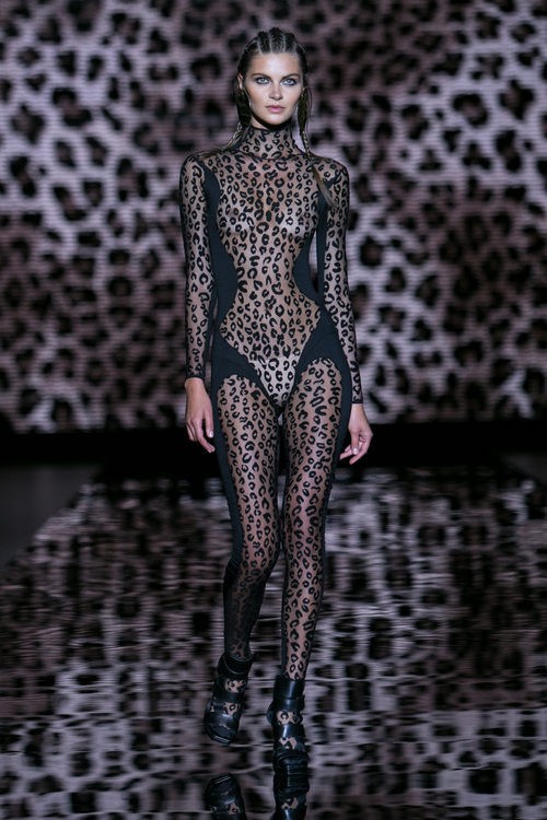 Mono negro transparente animal print de Andrés Sardá para primavera/verano 2016 en Madrid Fashion Week