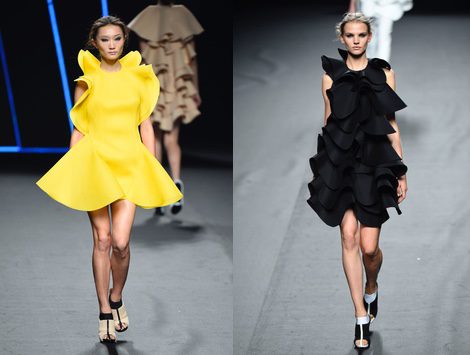 Vestido amarillo con pliegues de Amaya Arzuaga para primavera/verano 2015 en Madrid Fashion Week