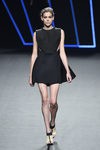 Vestido negro de Amaya Arzuaga para primavera/verano 2015 en Madrid Fashion Week