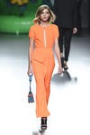 Vestido naranja de la colección primavera/verano 2016 de Ana Locking en Madrid Fashion Week