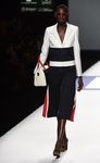 Traje de chaqueta blanco rojo y azul de la colección de primavera/verano 2016 de Devota & Lomba en Madrid Fashion Week