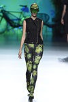 Conjunto jungle print y negro de Maya Hansen primavera/verano 2016 en Madrid Fashion Week