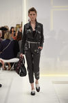 Traje de chaqueta y pantalón negro de la nueva colección primavera/verano 2016 de Tod's