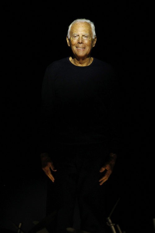 Giorgio Armani presenta su nueva colección primavera/verano 2016 en la Milan Fashion Week