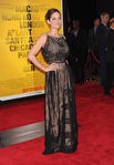 Marion Cotillard con vestido negro con transparencias en la premier de 'Contagion' en el teatro Rose 2011