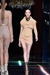 Conjunto color camel de la colección primavera/verano 2016 de Balmain en Paris Fashion Week