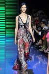 Vestido largo de flores de la colección de primavera/verano 2016 de Elie Saab en París Fashion Week