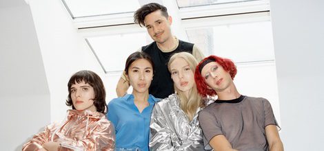 Cinco creativos transexuales posan para la nueva colección cápsula de & Other Stories