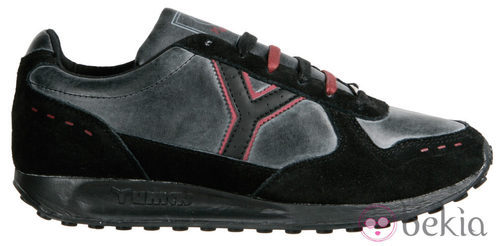 Zapatilla Alexy negra de la colección otoño/invierno 2011 de Yumas