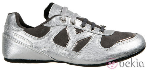 Zapatilla Éboli plata de la colección otoño/invierno 2011 de Yumas