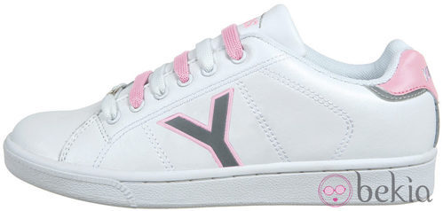 Zapatilla Hermes blanca y rosa de la colección otoño/invierno 2011 de Yumas