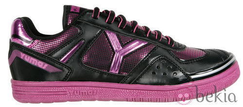 Zapatilla Matsui Star lila y negra de la colección otoño/invierno 2011 de Yumas