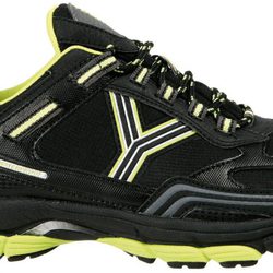 Zapatilla Soldeu negra y pistacho de la colección otoño/invierno 2011 de Yumas