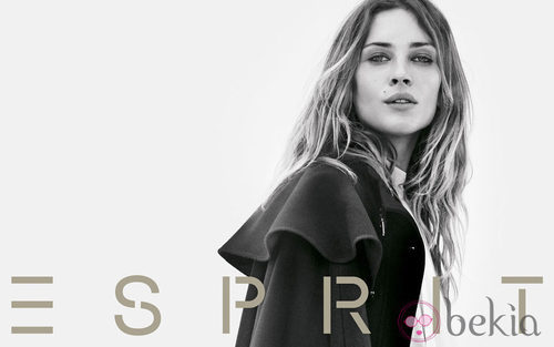 Erin Wasson posa como imagen de la colección otoño/invierno 2011/2012 de Sprit