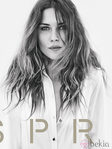 Erin Wasson posa con la colección otoño/invierno 2011 de Sprit