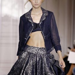 Falda brillante de la colección primavera/verano 2012 de Nina Ricci en París